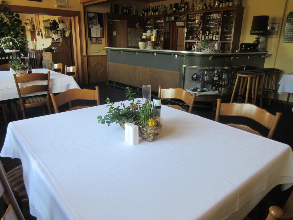 Hotel Restaurant Jonkhans Rees Luaran gambar