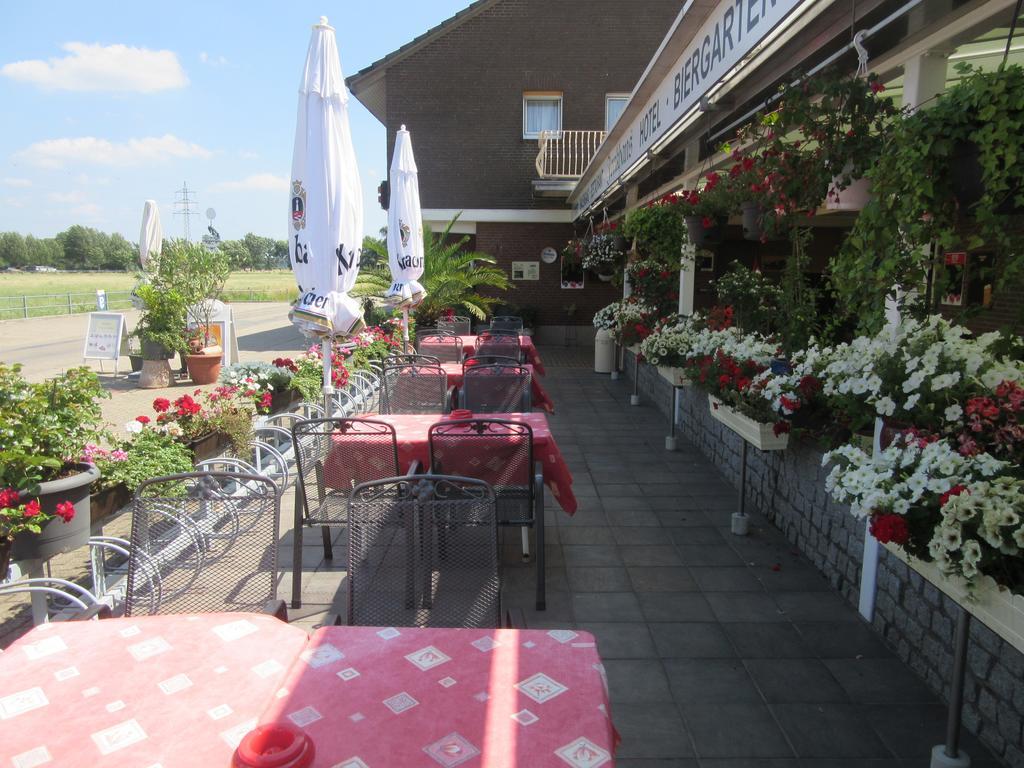 Hotel Restaurant Jonkhans Rees Luaran gambar