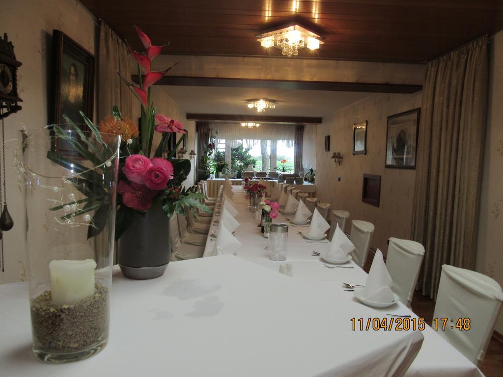 Hotel Restaurant Jonkhans Rees Luaran gambar