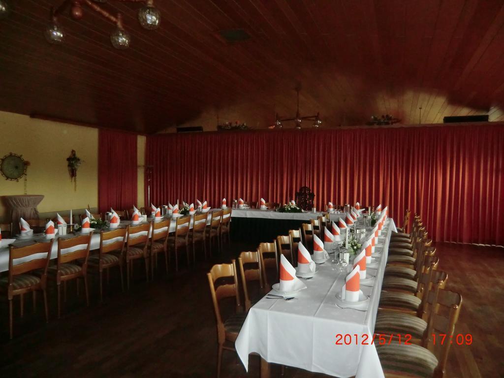 Hotel Restaurant Jonkhans Rees Luaran gambar