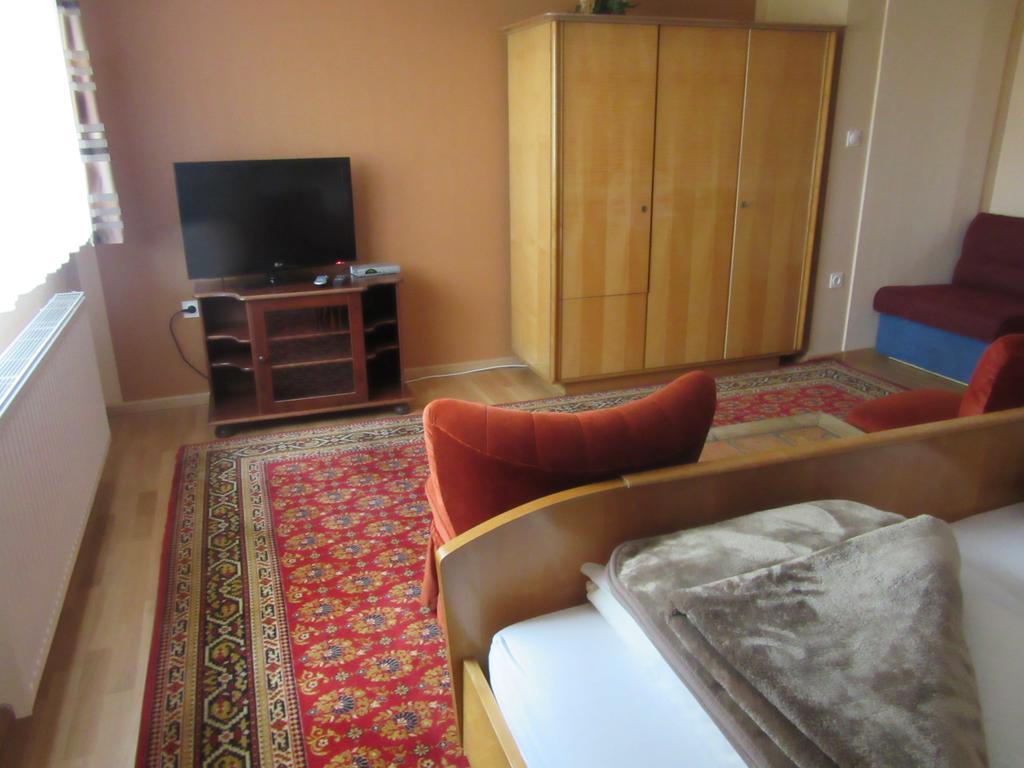 Hotel Restaurant Jonkhans Rees Luaran gambar