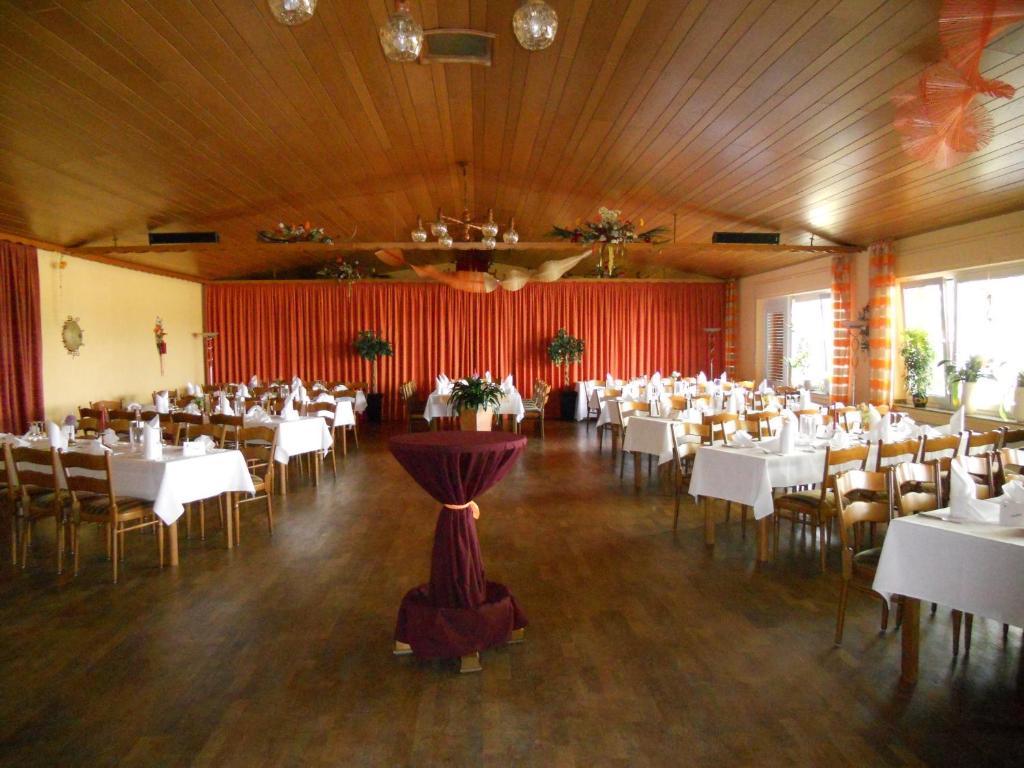 Hotel Restaurant Jonkhans Rees Luaran gambar